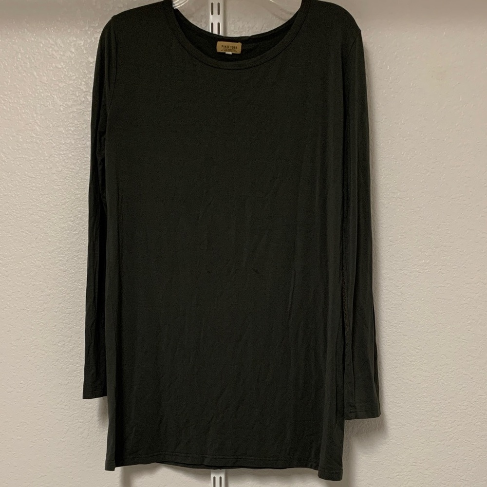 PIKO 1988 Olive Long Sleeve Crew Tee